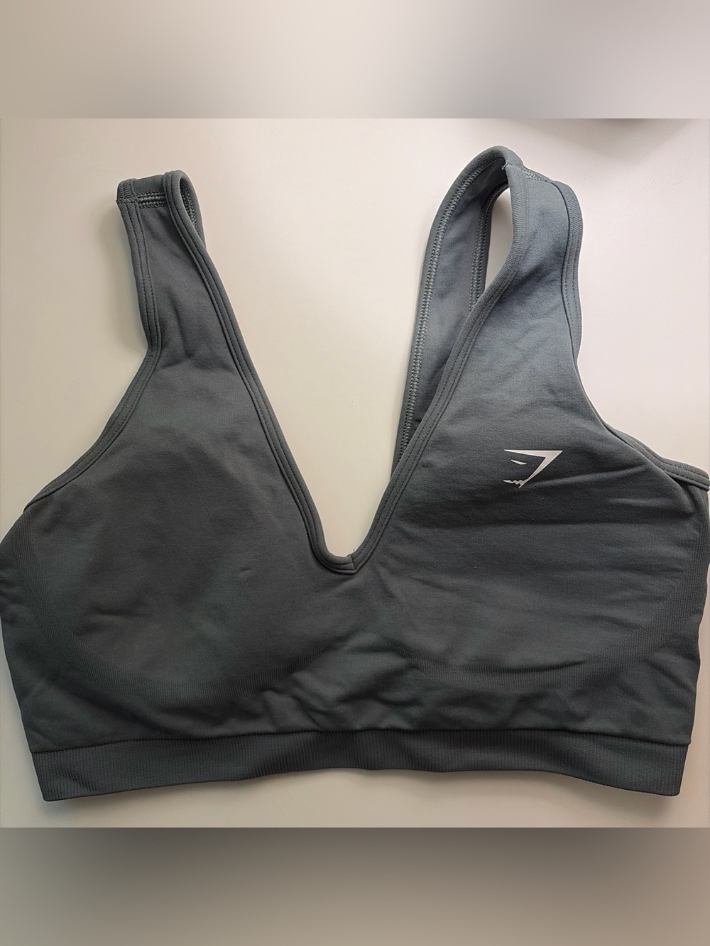 Gymshark V-Neck Sports Bra - Grayish green